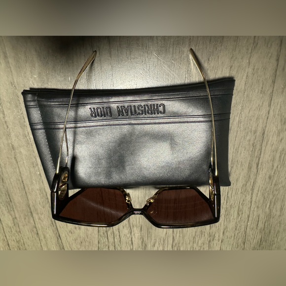 Christian Dior 30 Montaigne SU oversized sunglasses - Picture 7 of 12